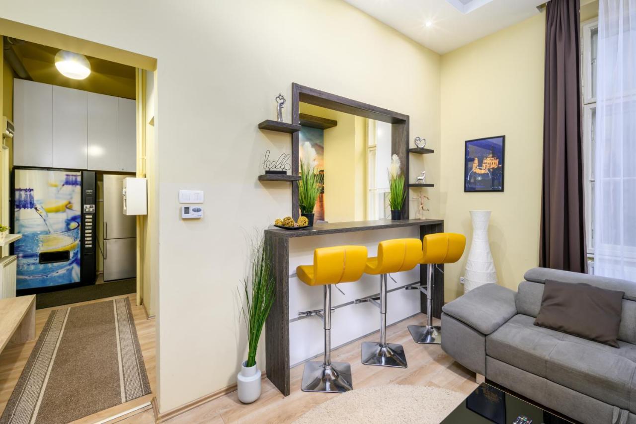 Downtown Deluxe-Two Bedroom Apartment With Sauna Budapešť Exteriér fotografie